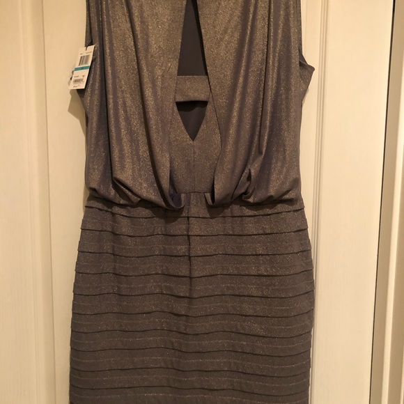 Ronni  Nicole - Picture 3 of 7